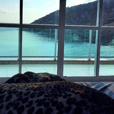 Apartamento pé na areia em Arraial do Cabo Exterior foto